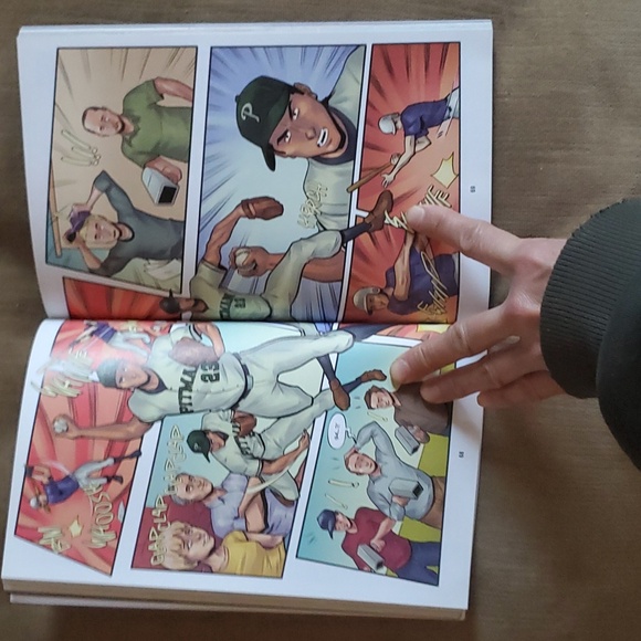 NWOT COLIN KAEPERNICK CHANGE THE GAME - Picture 5 of 10